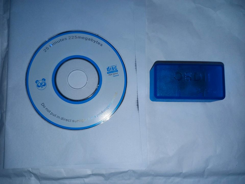 Auto Lesegerät ,Adapter mit CD in Erbach