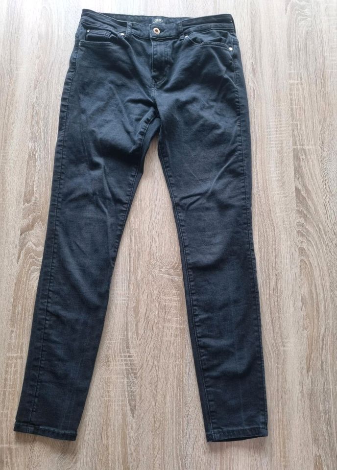 ❤️ Only Jeans Röhrenjeans Jeanshose schwarz Gr L 32 in Solingen