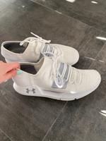 Neue Under Amour Dynamic 2 Schuhe 46 NP 120€ Niedersachsen - Stuhr Vorschau