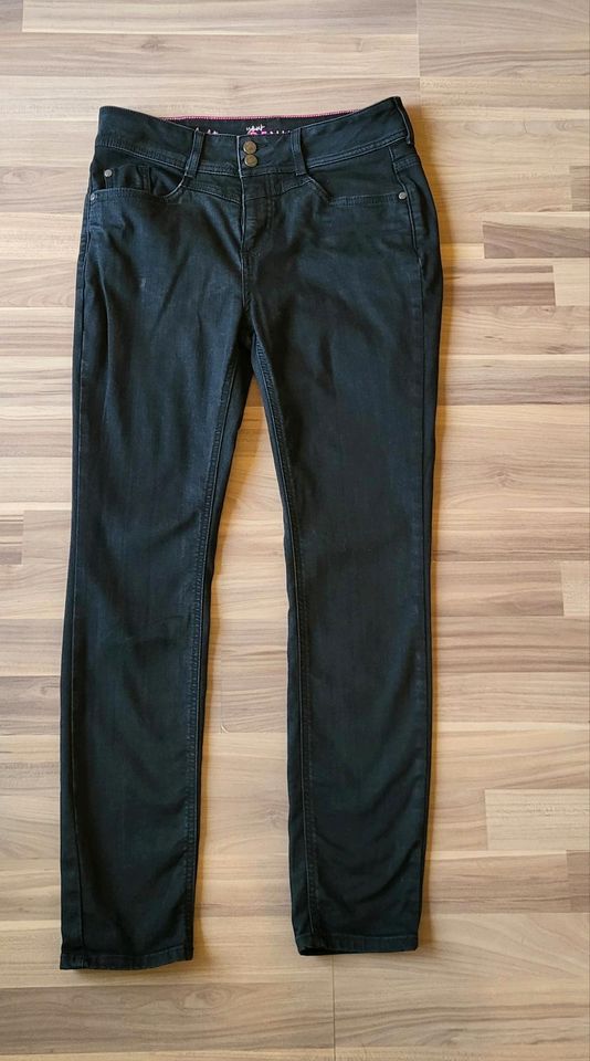 Jeans Gr 29/30  &  30/30 schwarz von street one Style York in Pönitz