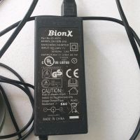 Bionx Ladegerät für 48 Volt Akkus Baden-Württemberg - Ostfildern Vorschau