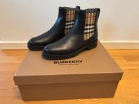 BURBERRY Chelsea Boots, neu Hessen - Fritzlar Vorschau