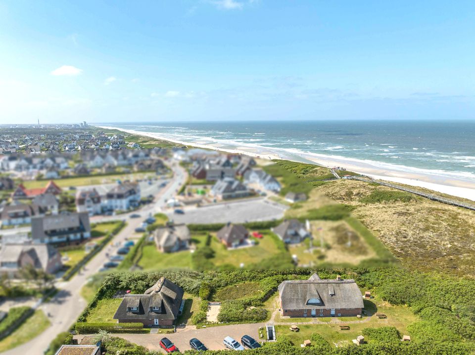 Reetdachhaushälfte in absoluter Traumlage in den Wenningstedter Dünen in Wenningstedt