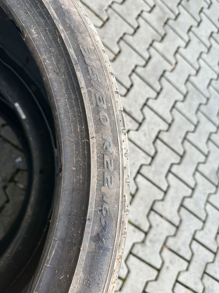 2x 315 30 R22 107Y Pirelli Sommerreifen in Usingen