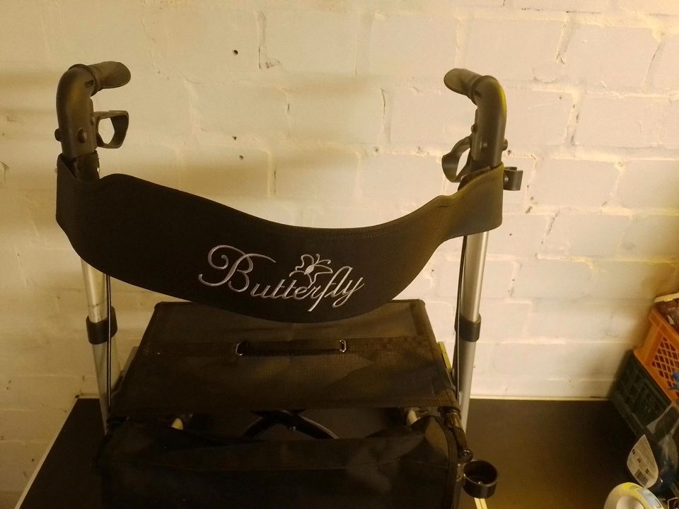 Leichtgewicht Rollator "Butterfly"  2× vorhanden in Paderborn