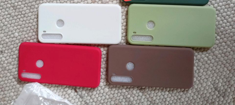 4 Handy Hüllen Xiaomi Redmi Note 8T in München