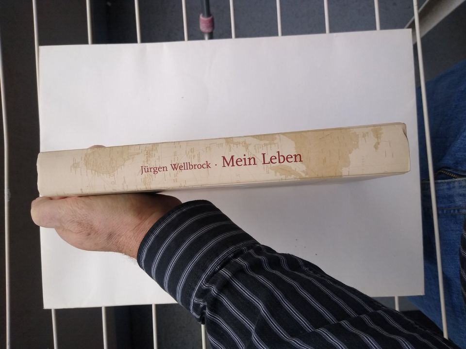 BREMEN : Jürgen Wellbrock...Mein Leben zwischen 2 Kulturen, sign in Bremen