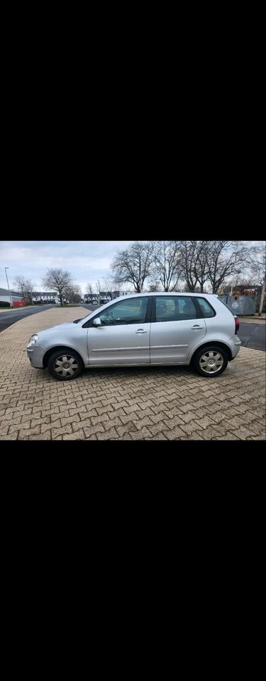 Polo 1.4 TDI  130.000 km tüv neu bj. 2006 in Düren