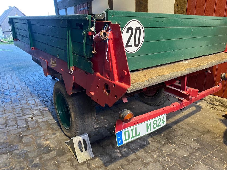 Miststreuer Rückewagen Holzanhänger Deutz ihc Eicher Fendt in Haiger