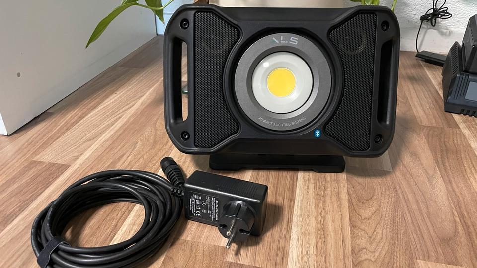 SCANGRIP LED-Arbeitsleuchte Audio Bluetooth, Light AUD502H, USB in Ebersbach an der Fils