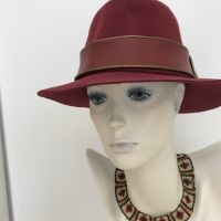Damen Hutt, Farbe Dunkelrot Düsseldorf - Pempelfort Vorschau