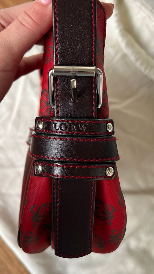 Loewe Handtasche/Schultertasche in München