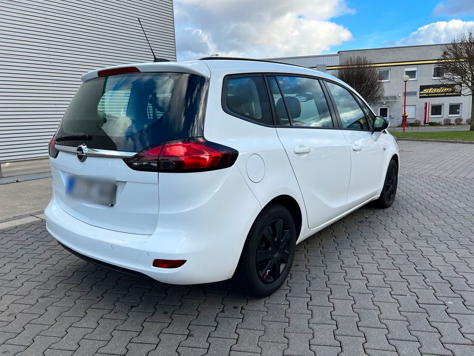 Opel Zafira 1.6 CDTI UNFALLFREI 135 PS / KUNDENDIENST NEU❗️❗️ in Fürth