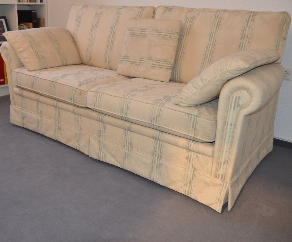 Couch 1er und 2,5 er freistehend Sofa creme Art Landhausstill in Dortmund