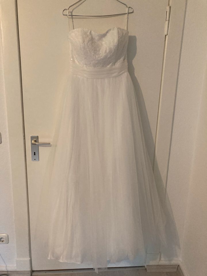 Brautkleid Magic Bride in Kiel