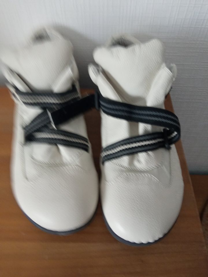 Schuh / Herrenschuh -TATAMI- Gr. 41 - Leder - wie neu in Hanau