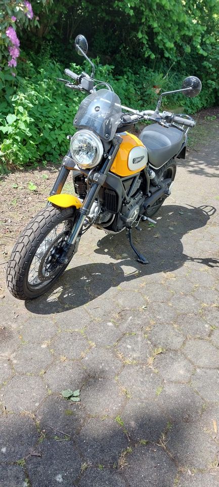 Gepflegte Ducati Scrambler in Ennepetal