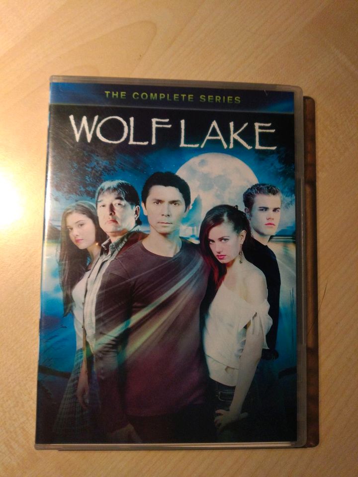 WOLF LAKE, US DVD komplette Serie, Lou Diamond Phillips, sehr gut in Bad Soden am Taunus