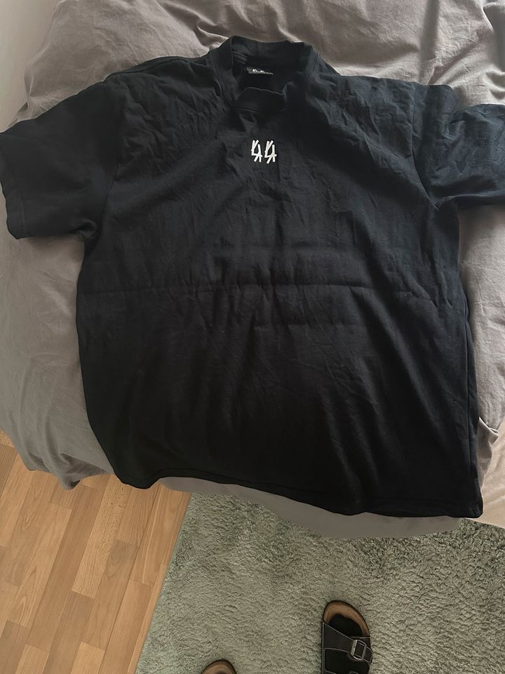 Kobosil 44 Label Group Shirt in Berlin