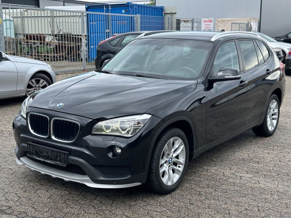 BMW X1 sDrive20d Sport Line - 1.Hand - Navi - Xenon in Bornheim