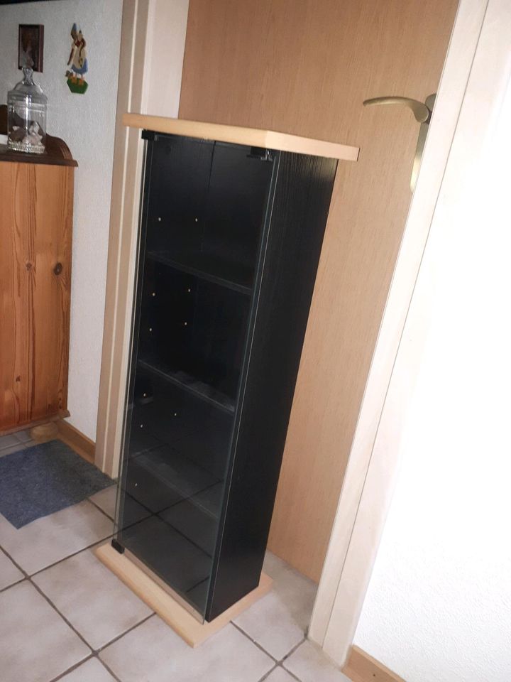 Kommode Regal mit Glastür Schrank in Flensburg