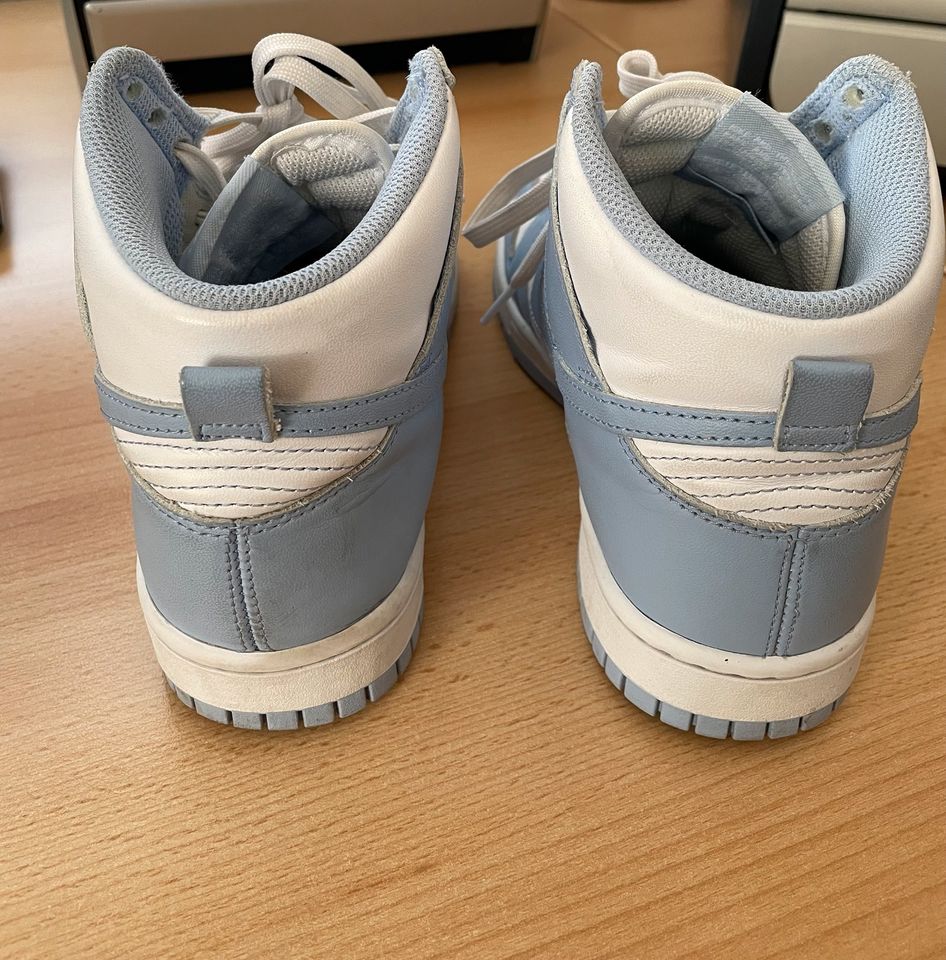 Sneaker Schuhe Nike Dunk High Aluminum (W), Gr. 38,5, weiß blau in Werl