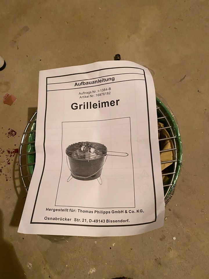 Grilleimer unbenutzt in Neuhausen