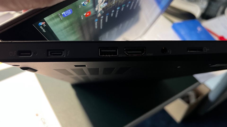 Lenovo ThinkPad T15 2 Gen i5-1145G7 16GB 480ssd 15,6" incl. Dock in Greven
