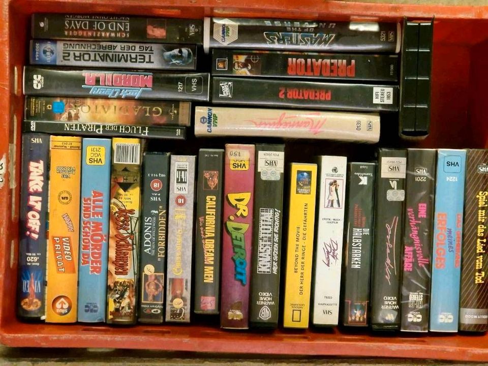 Videokassetten + DVDs abzugeben in Kabelsketal