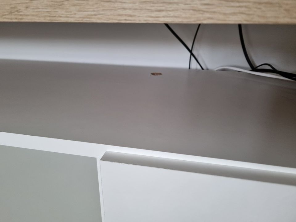 TV Sideboard weiß/ holzfarben MDF | gebraucht in München