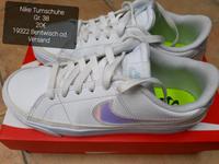Nike Turnschuhe wie Neu Gr. 38 Brandenburg - Wittenberge Vorschau