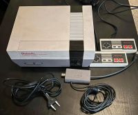 Nintendo NES + 2 Controller Wuppertal - Oberbarmen Vorschau