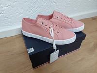NEU Rosa Sneaker Schnürer Essential Vulcanized Tommy Hilfiger 38 Bayern - Ergoldsbach Vorschau