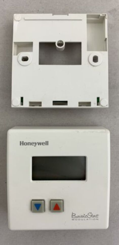 Honeywell BasicStat Modulation T8810a1006 Thermostat in München