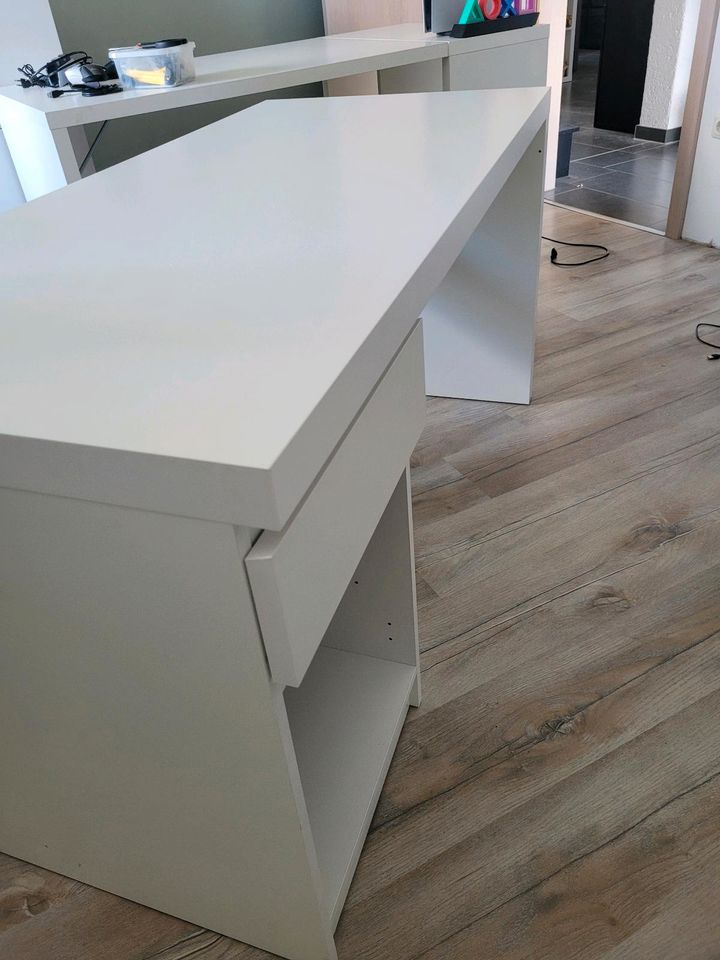 IKEA MALM Schreibtisch weiß in Nürnberg (Mittelfr)