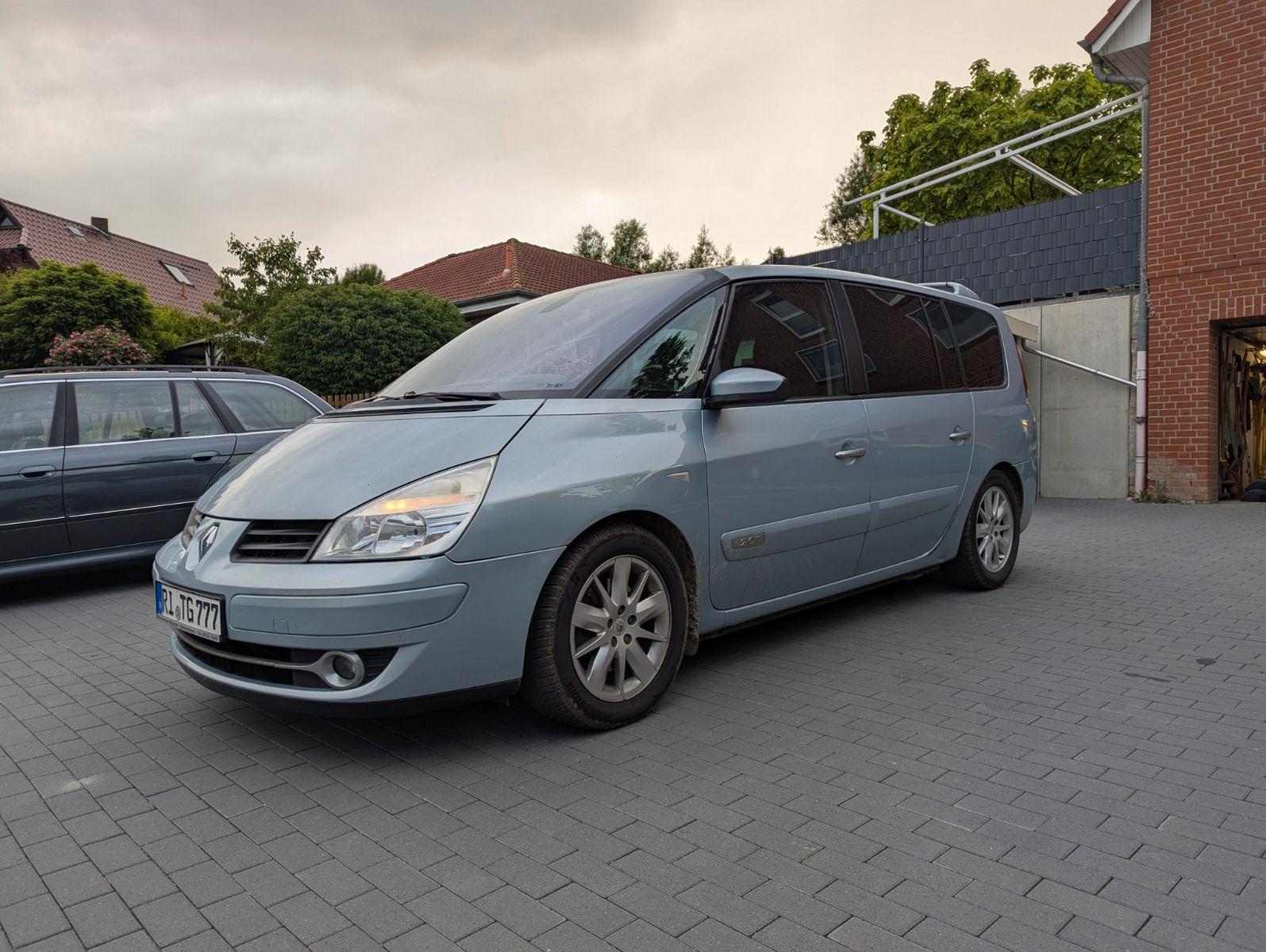 Abbildung des Autos Renault Grand Espace Dyn…