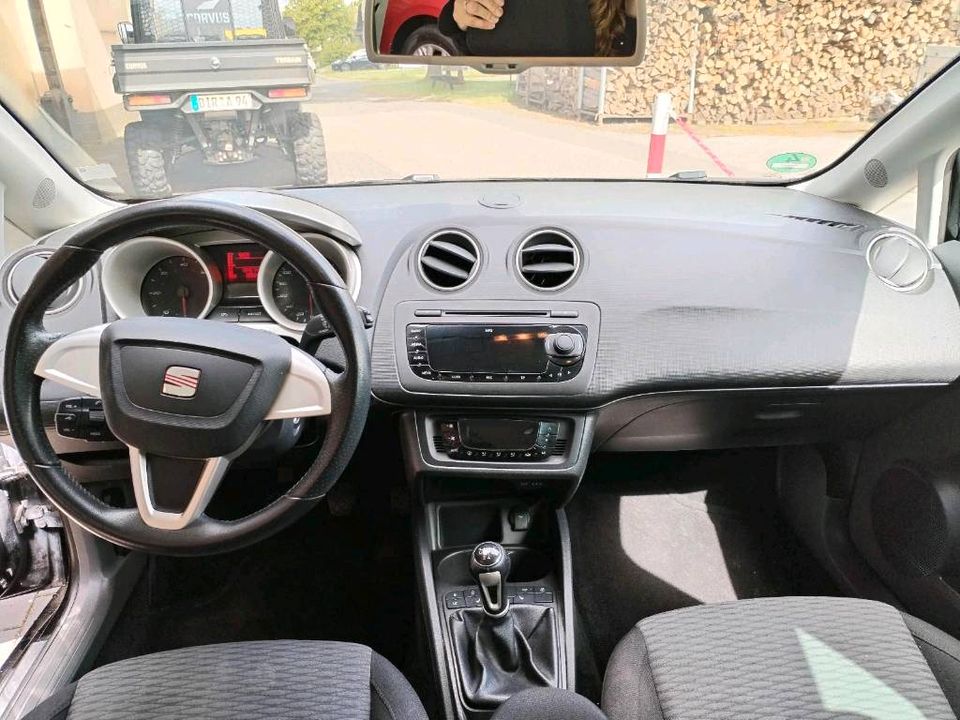 Seat Ibiza 1.6l Diesel 2012 in Rhaunen