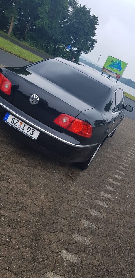 VW Phaeton in Salzgitter
