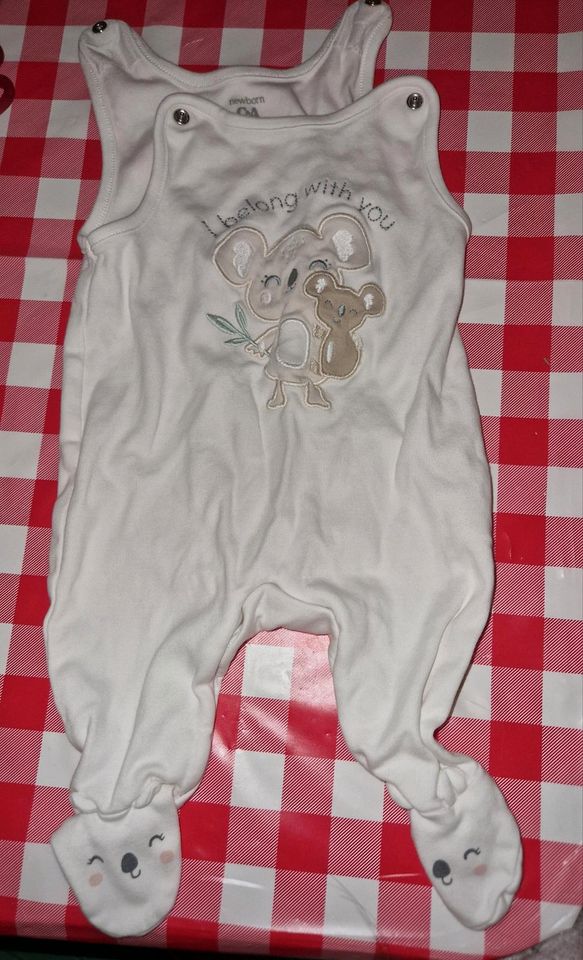 Großes Kleiderpaket für Babies in Tamm