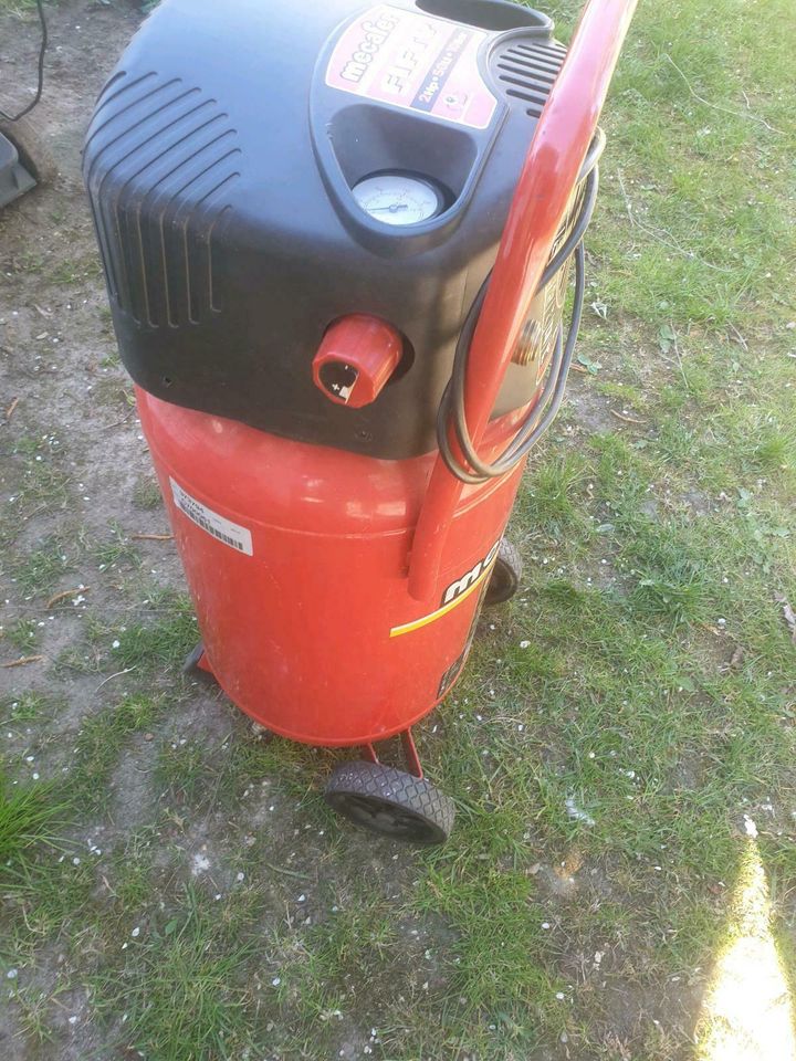 Luftkompressor 230Volt  Macafer 10 bar 50liter " DEFEKT" in Hochheim am Main