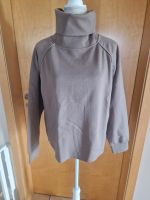 Beiger Sweater Rollkragen Sweatshirt Gr. 40/42 Bayern - Erlenbach am Main  Vorschau