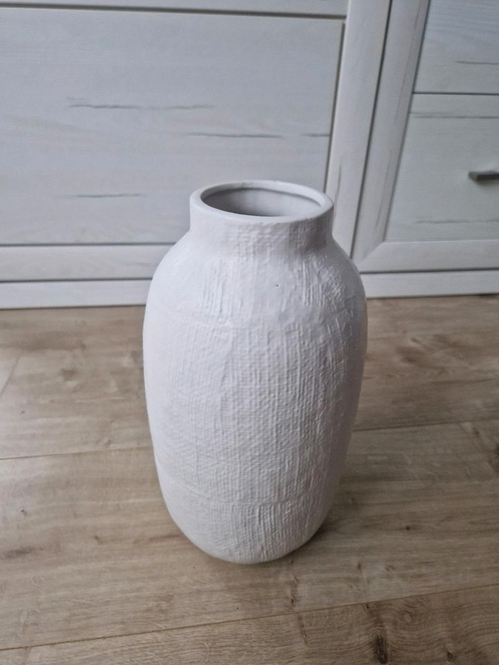 Vase beige Depot 32cm hoch Blumenvase in Norderstedt
