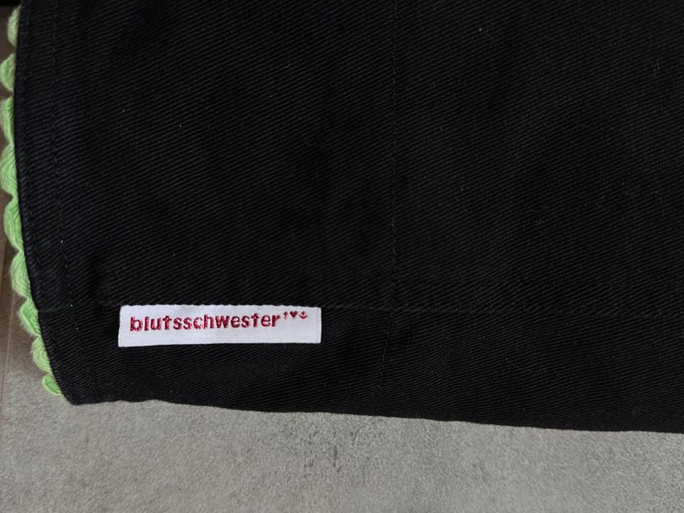 Mantel Trenchcoat von Blutsgeschwister figurbetonter Schnitt Gr.M in Schwerin