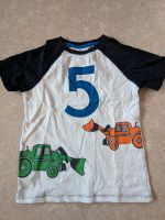 Ich verkaufe ein T-Shirt T-Shirt Junge 5 Geburtstag Größe 110/116 Sachsen-Anhalt - Magdeburg Vorschau