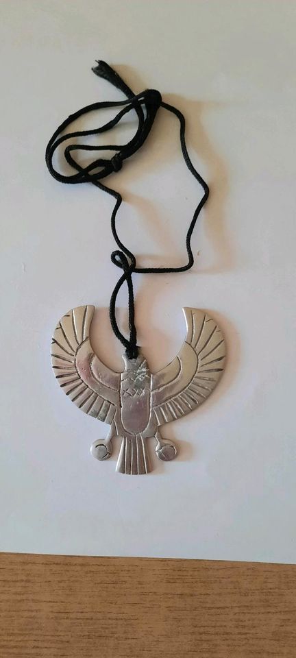 Ausgefallene Kette mit Silberanhänger "Horus" in Bad Windsheim