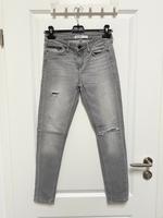 ZARA Jeans grau Gr. 36 Bayern - Erding Vorschau