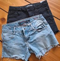 3 Shorts Hot Pants Gr xs S Zara Jeans hell schwarz Top Shop Aldi München - Pasing-Obermenzing Vorschau