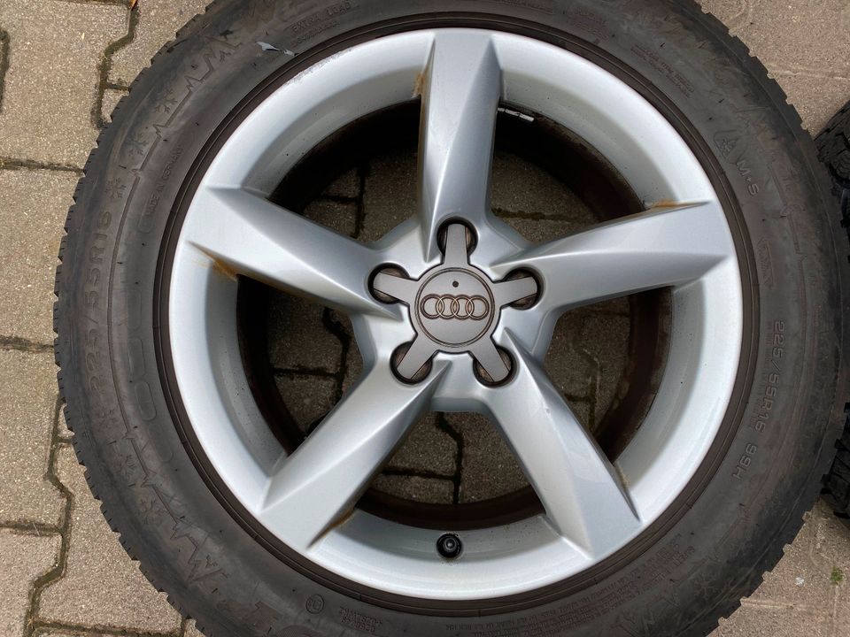 16 Zoll Audi A4 8K 7,5Jx16H2 ET45 LK 5x112 225/55 R16 8K0601025BA in Klein-Winternheim