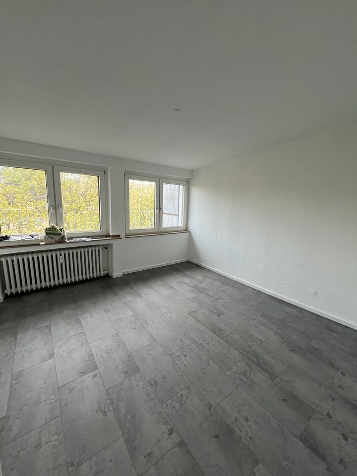 *2 Zi* BALKON* SANIERT* in Mülheim (Ruhr)