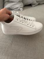 Weiße Sneaker HUB Gr. 38 NEU Hessen - Büttelborn Vorschau